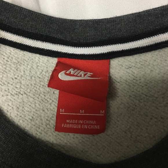 Nike crewneck - Picture 2 of 2